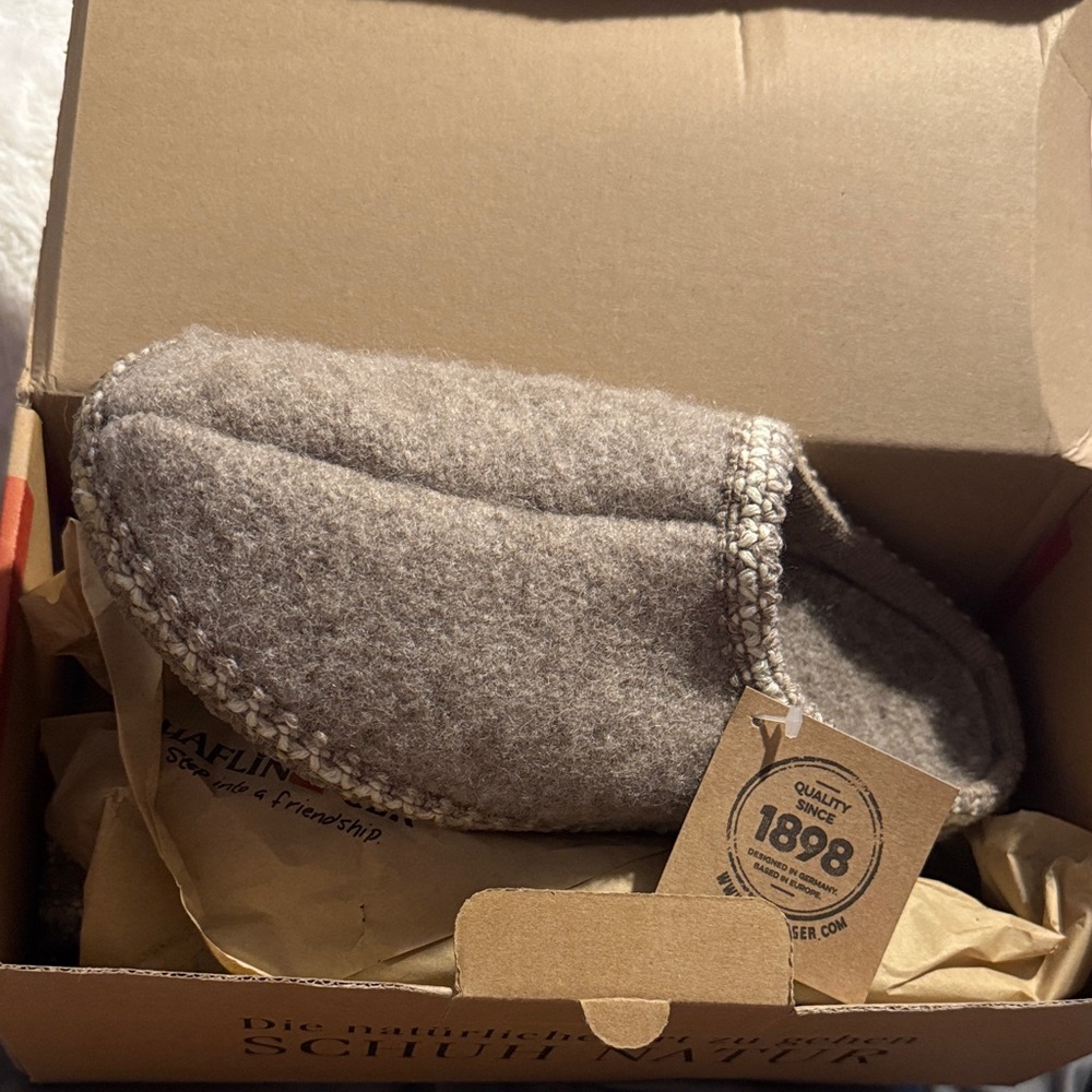 Haflinger Brown Wool Slippers - Picture 6 of 6
